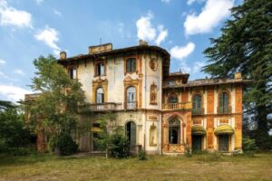 Villa Minetta, va deserta l’asta: nessuno la vuole