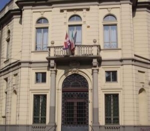 “Forte odore di solvente. Non utilizzate quelle mascherine”