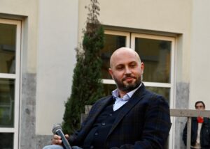 Ballerini tira le orecchie alla giunta: «Niente informazioni scorrette»