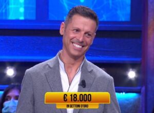 Vince 18mila euro da Amadeus: «Ora non si può, poi farò un bel viaggio»
