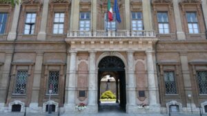 Ospedale sotto pressione, servono iter rapidi per spostare i pazienti