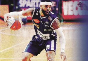 Novipiù: opzione Collins per il debutto