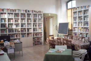 Riaperta la biblioteca comunale