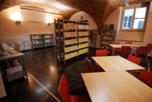 Da domani riapre la Biblioteca Luzzati: serve prenotare
