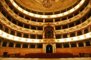 Teatro, calcio, basket, museo: il Comune regala gli omaggi ai neo maggiorenni