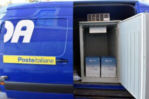 Continua la distribuzione dei vaccini con Poste Italiane