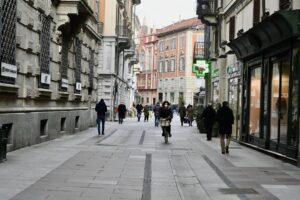 Coronavirus: in provincia tre decessi, 33 contagi e 51 guariti