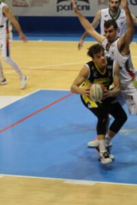 Fortitudo ‘saluta’ Apuzzo