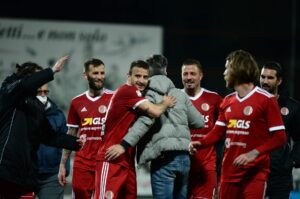 Tre punti per la classifica, una  vittoria per la gente