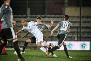 Di Quinzio inventa eurogol, Di Gennaro difende e segna