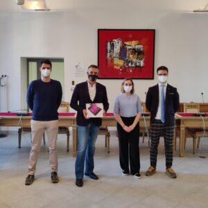 Il Rotaract regala dieci tablet