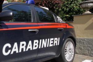 Trattore si ribalta in vigna, muore 54enne