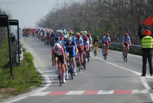 Milano-Sanremo, gli orari di passaggio e le strade chiuse