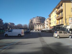 Chiusa piazza Garibaldi, il mercato si sposta in piazza XX Settembre