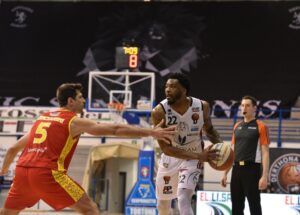 Fabi -Sanders: gara 1 è della Bertram