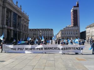 Gli infermieri scendono nuovamente in piazza…