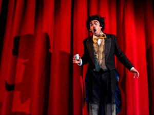 La domenica dei bambini: teatro e divertimento per i più piccoli