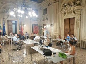 Non solo la querelle Adriatici, il Pd critica la maggioranza «Salvata da Abbate»