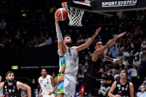 Bertram spaventa la Virtus. Ko  nel finale