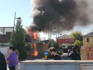 McDonald’s in fiamme:  l’incendio in via Giordano Bruno