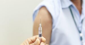 Oggi in Piemonte 35.700 vaccinati: 1.328 sono bambini