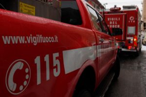 Appartamento in fiamme in via De Amicis ad Alessandria. Un intossicato