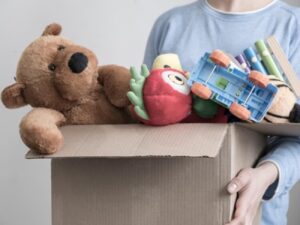 Giochi usati, addobbi e riciclo con la Proloco Castello