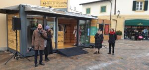 Moda, all’Outlet gli abiti upcycling creati dagli studenti di Naba