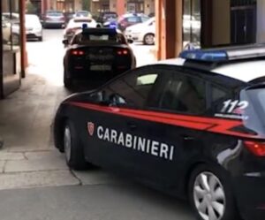 Tenta di rubare alimenti “doc”: il giudice sospende il reddito di cittadinanza
