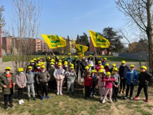 La quercia Clarissa piantata alla scuola ‘Morbelli’