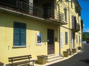 Casa Coppi riapre. E rende omaggio alle strade verso il cielo