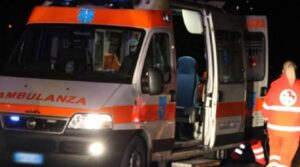 Incidente durante la rimozione di una pianta a Ovada: grave un anziano