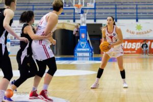 Autosped, che rimonta. Ma Brescia vince al fotofinish