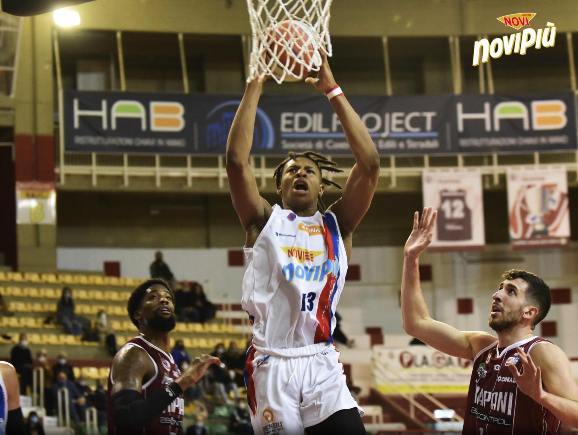 Novipiù, Okeke miglior Under 21 della Lega