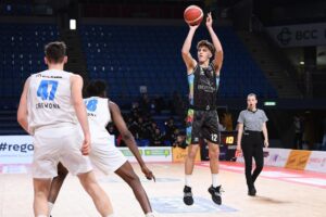 Bertram lotta, ma deve arrendersi  a Cremona