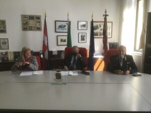 Imbrattamento via Bissati: denunciati tre giovani