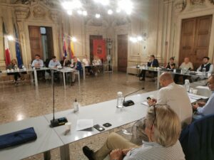 Il Comune di Casale acquista la Caserma dei Vigili del Fuoco tra le polemiche