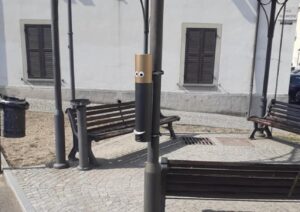 Per un comune più pulito: raccoglitori contro l’abbandono di cicche