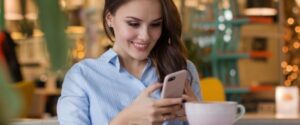 Telefonia mobile: tariffe estive con più Giga e canoni ridotti del 13%