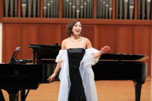 Orchestra, flauto e soprano: “L’in…canto della musica”