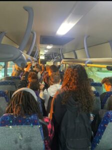 Caduta sul bus per Alessandria: oggi da Valenza c’erano due mezzi