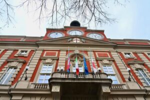 Alessandria: “Pasti a domicilio per anziani: perché la Giunta dice no?”