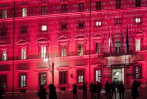 Omicidio Sale: anche il nome di Norma sulla facciata di Palazzo Chigi