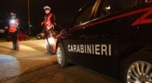 Serravalle: tensione in via Berthoud, giovane danneggia due vetrine