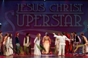 Il musical ‘JC Superstar’ nella serata a favore della Lilt