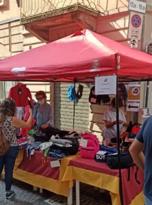 Casale: domenica tra negozi aperti e bancarelle