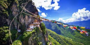 Arquata, esplorando il Bhutan con le foto di Andrea Carbone