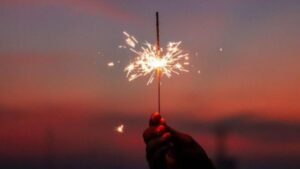 Abonante: “Chiudiamo un anno difficile e interessante”. E un appello a una festa ‘responsabile’