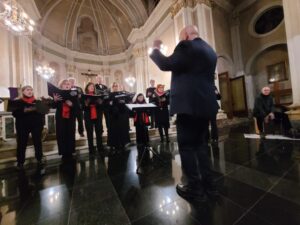 I prof in coro e il Natale con gli Alpini