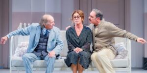 “Ditegli sempre di sì”, al teatro Marenco la pazzia dà spettacolo